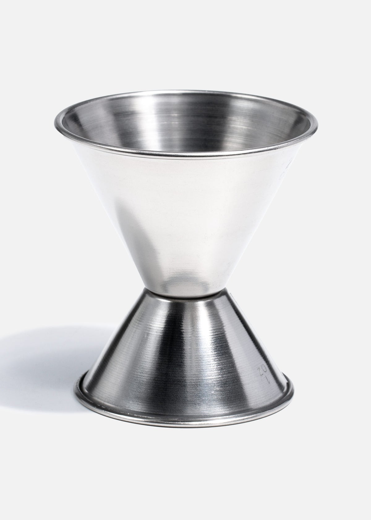 Jigger medidor de acero inoxidable plata para bar 1x2 oz. Premium — imagen de producto, vista 3