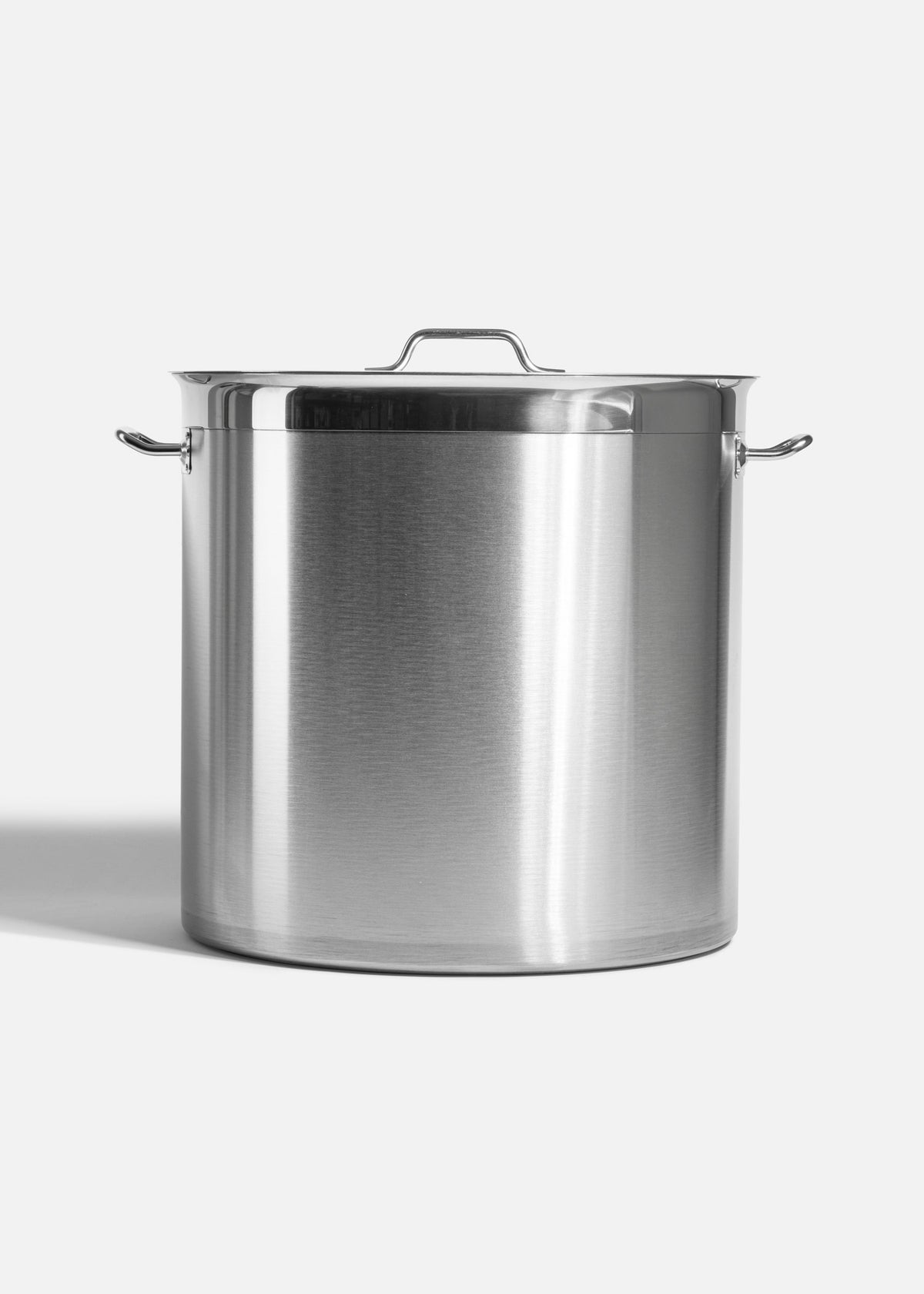 Olla de acero inoxidable plata con tapa 80 L — imagen de producto