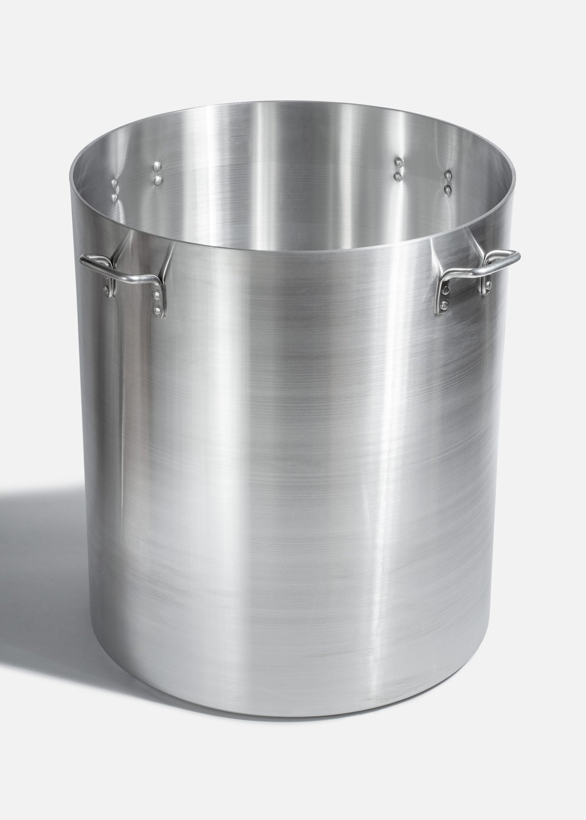 Olla de aluminio plata triple fuerte con tapa VolMax 200 L — imagen de producto