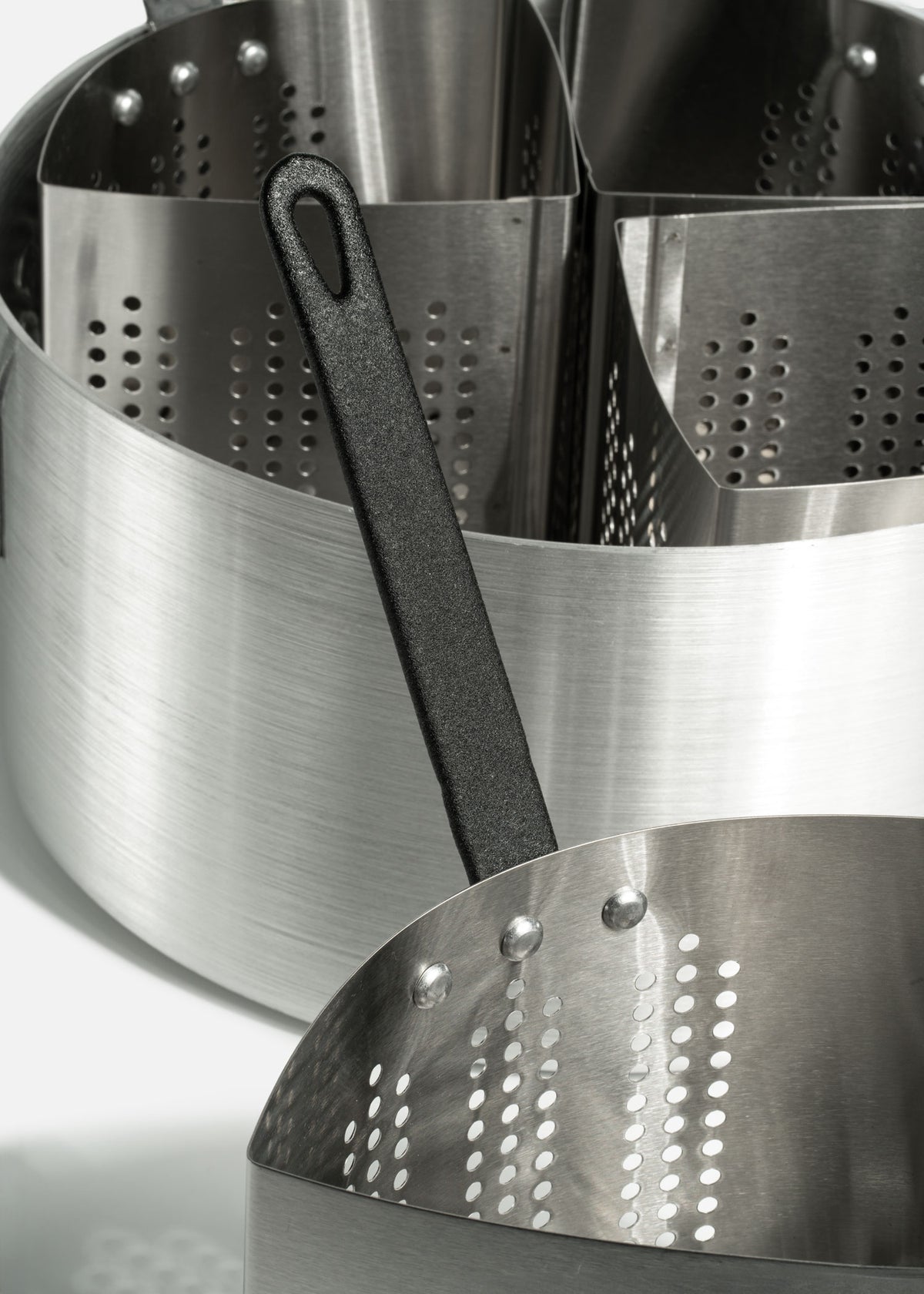 Olla para pasta de aluminio grado alimenticio plata 5 pz 18 L — imagen de producto