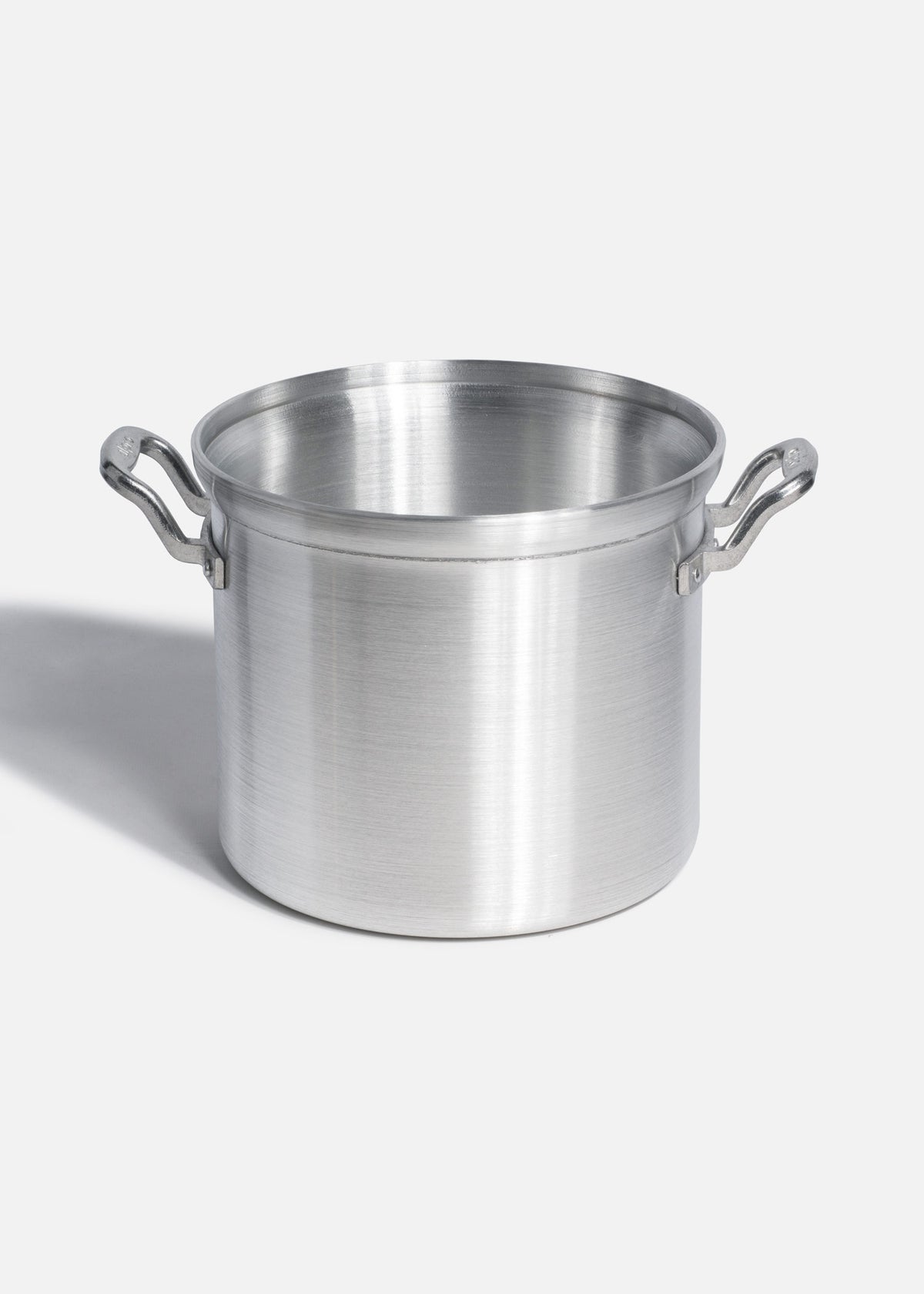 encuentra olla de aluminio maha