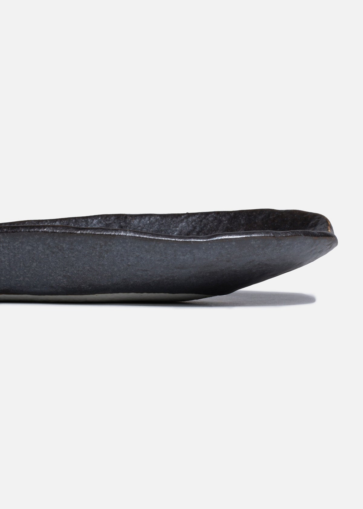 Plato canoa de porcelana gris Iku 34 X 10.5 cm — imagen de producto, vista 4