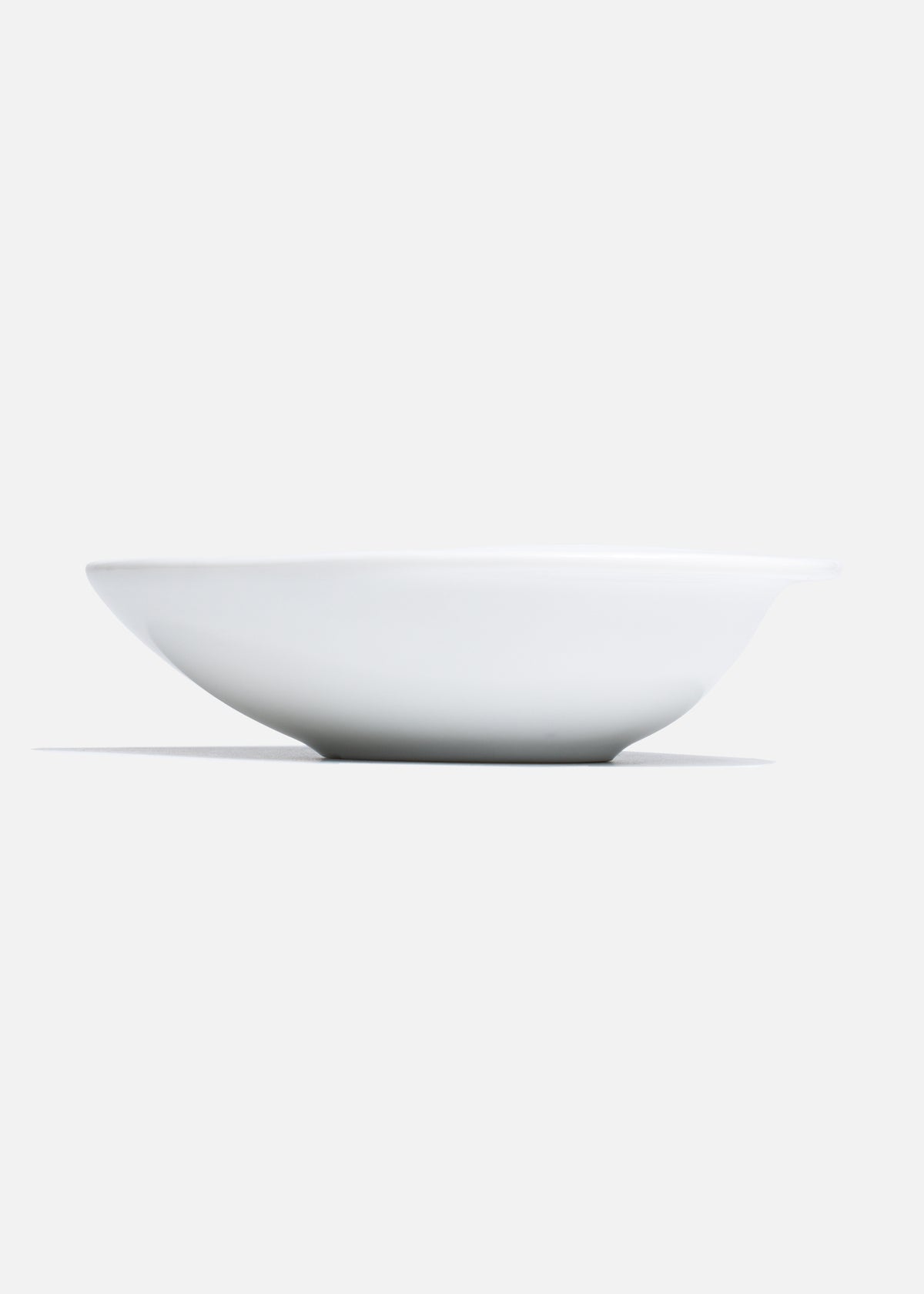 Plato cónico de porcelana blanco Areu 60 ml — imagen de producto, vista 3