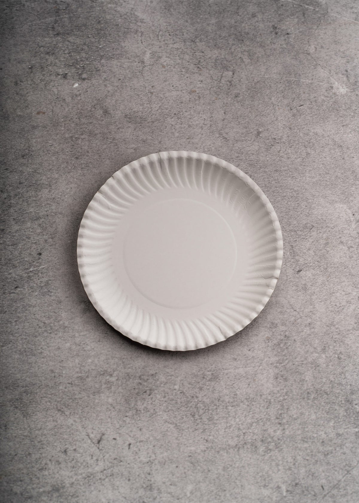 Plato pastelero desechable de papel blanco (No.3) para postres, repostería y eventos Ø 15.5 cm — imagen de producto