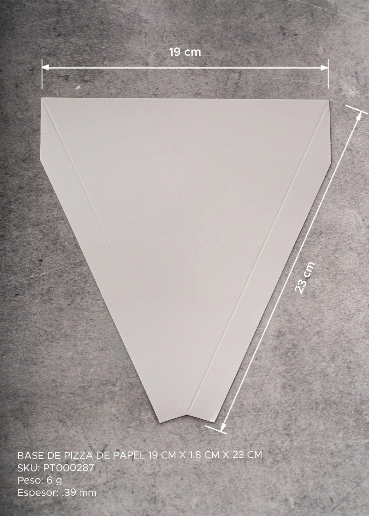 Plato para pizza desechable de papel, soporte triangular para rebanadas de pizza to go. Alto 1.8 cm, largo 19 cm, ancho 23 cm — imagen de producto
