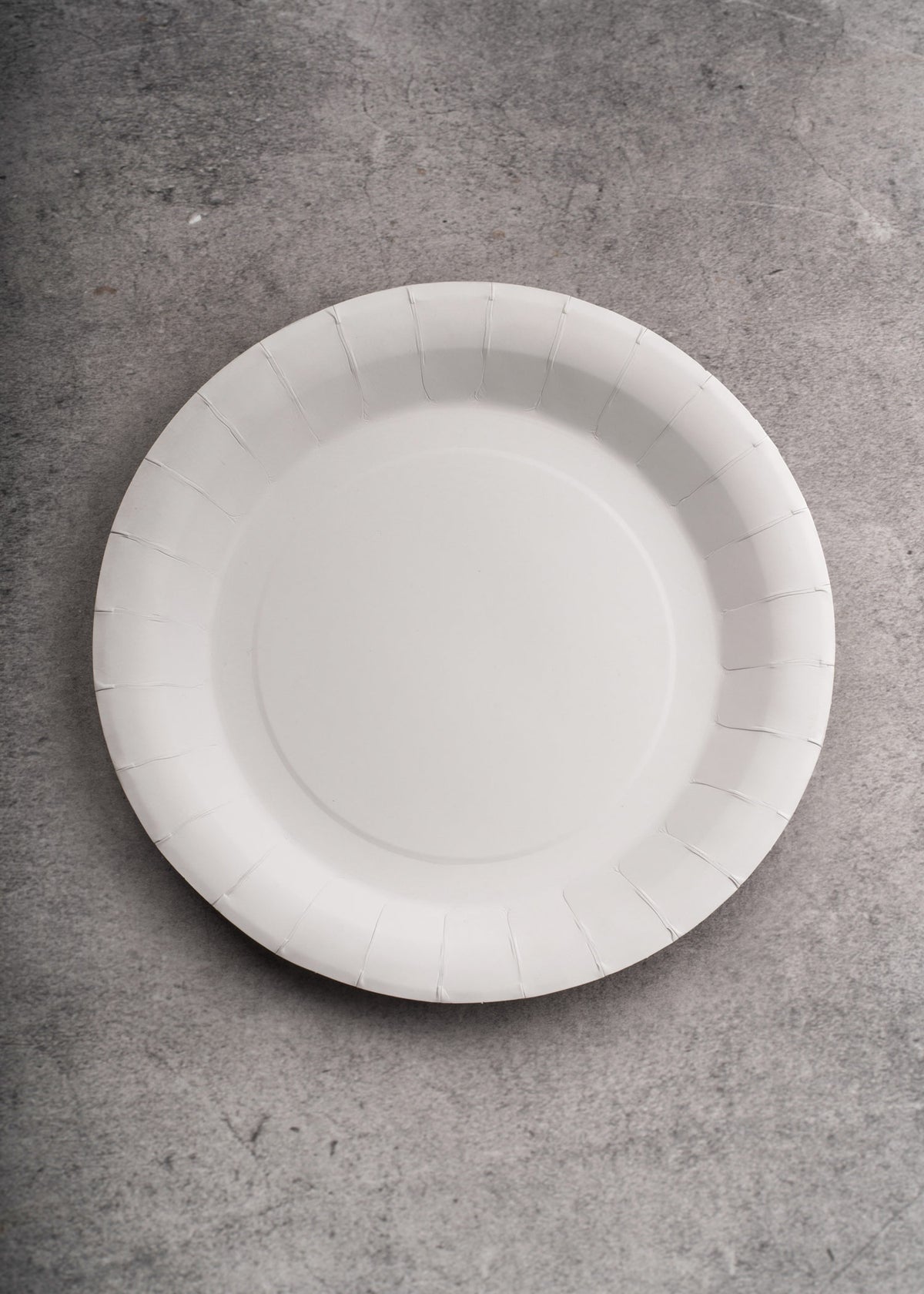 Plato trinche desechable blanco de papel redondo (No. 6) para comida completa y eventos Ø 27 cm — imagen de producto