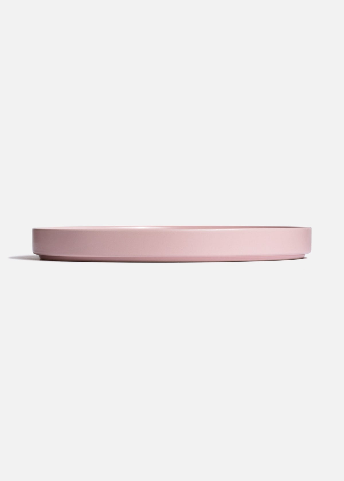 Plato trinche con borde elevado de cerámica rosa mate Stone Lain Ø 26.5 cm — imagen de producto