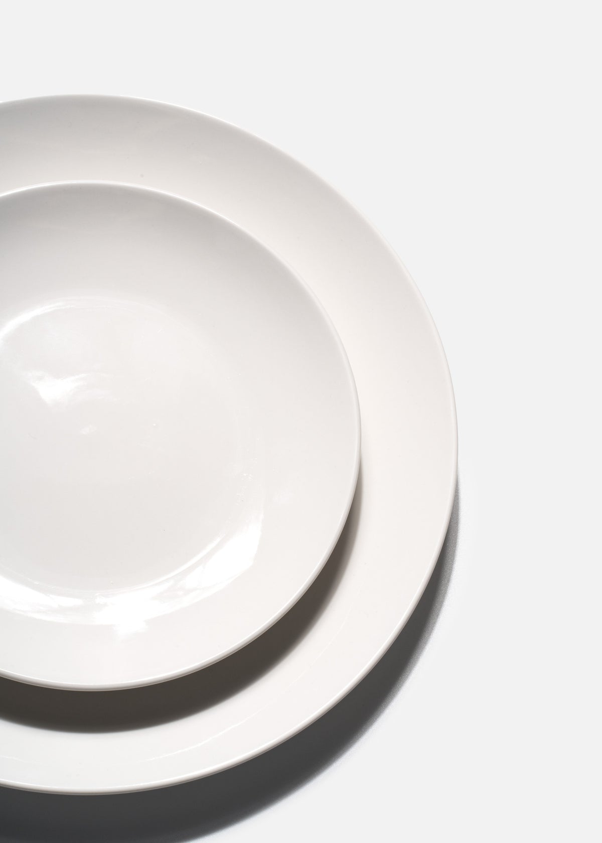 Plato trinche de ópalo blanco Canes 25 cm — imagen de producto