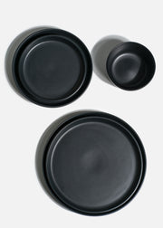Platos trinche de cerámica negro mate Bruce — imagen de producto, vista 1