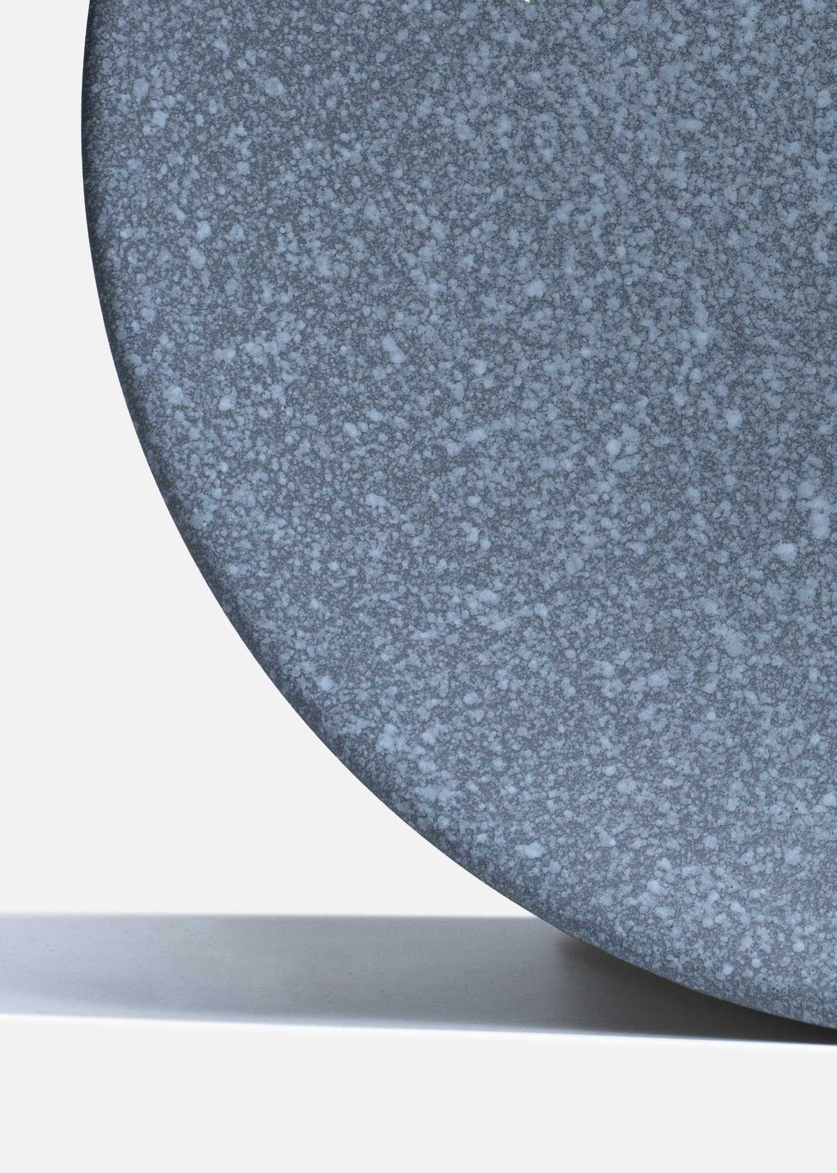 platos porcelana gris banquetes maha
