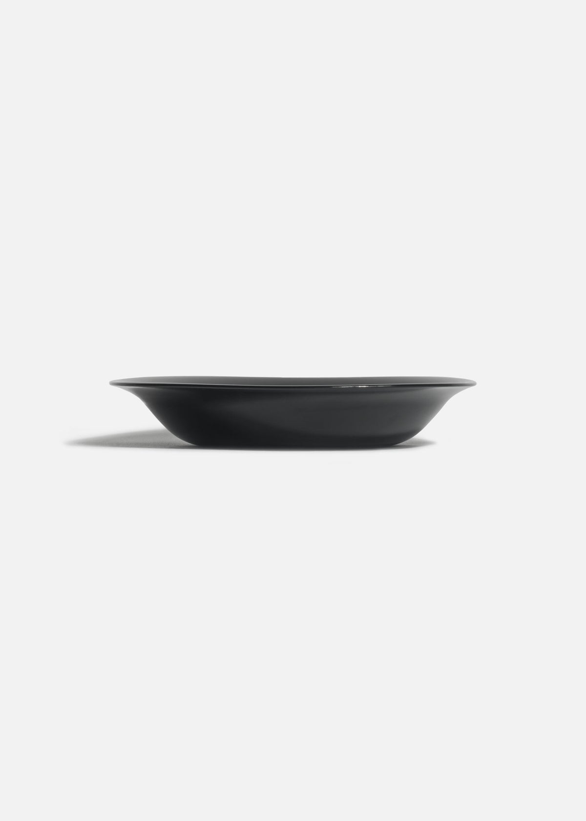 Platos hondos de opal negro — imagen de producto