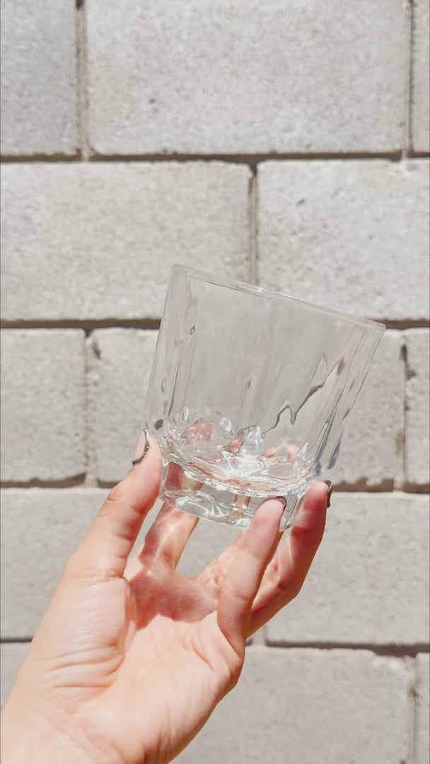 Cargar vídeo: video detalles vaso de vidrio maha