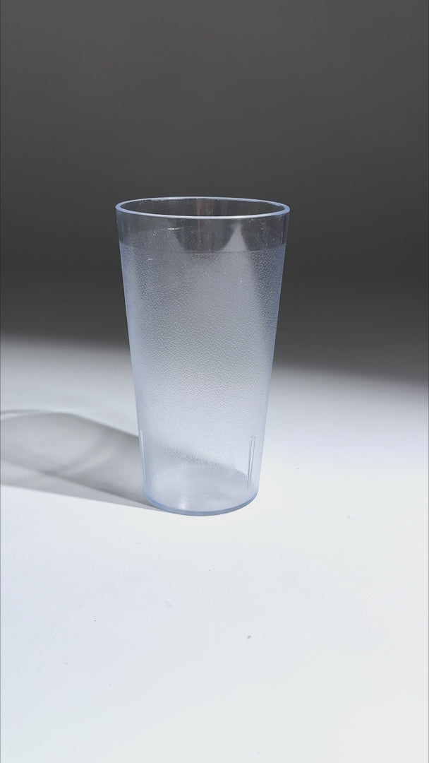 Cargar vídeo: Vaso de plástico policarbonato transparente para restaurante y bar 473 ml — video de producto