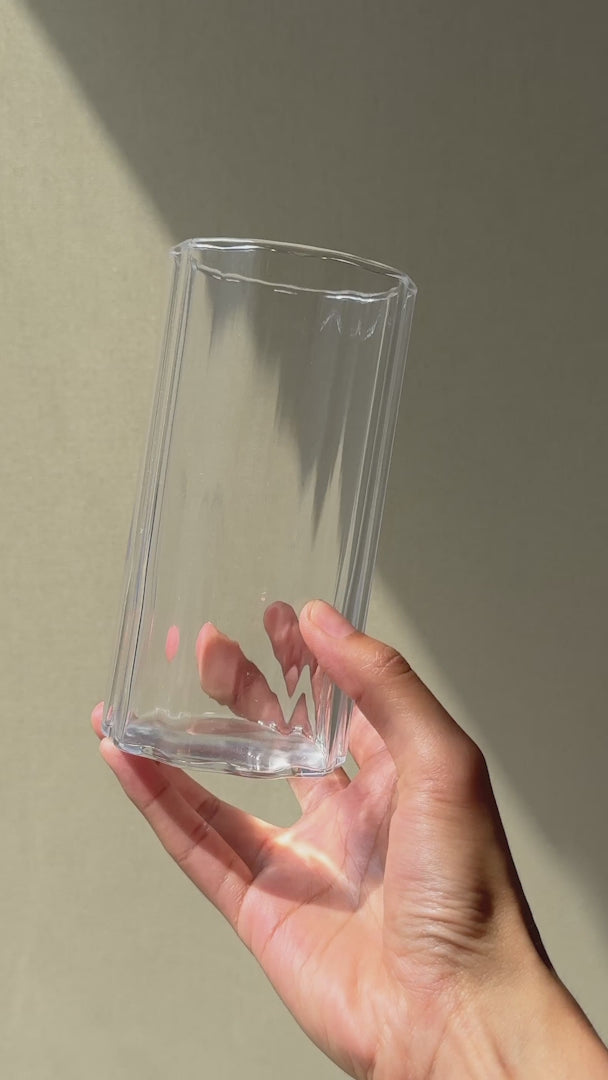 Cargar vídeo: video detalles vaso highball maha