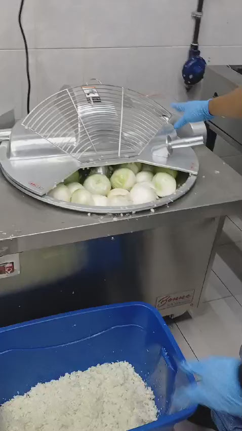 Cargar vídeo: MAQUINA CORTADORA CARNE Y VEGETALES DE PISO GABINETE 10 KG — video de producto