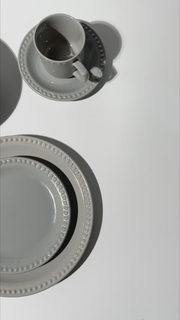 video detalles platos monet gris maha
