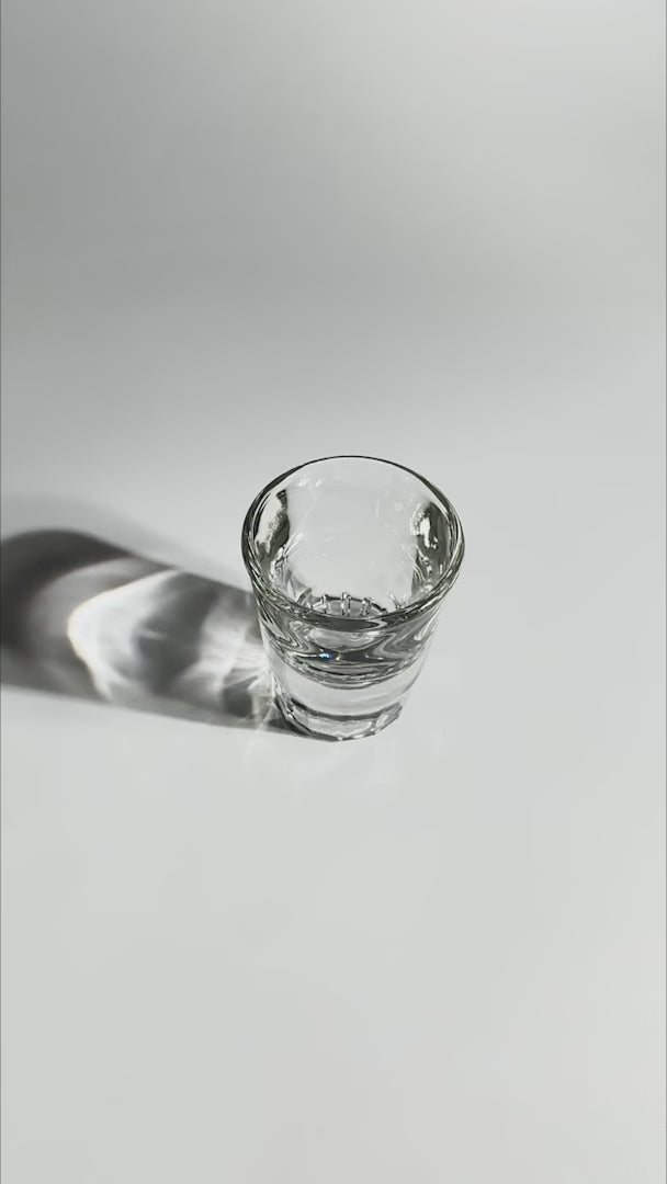 Cargar vídeo: video detalles tequilero de vidrio maha