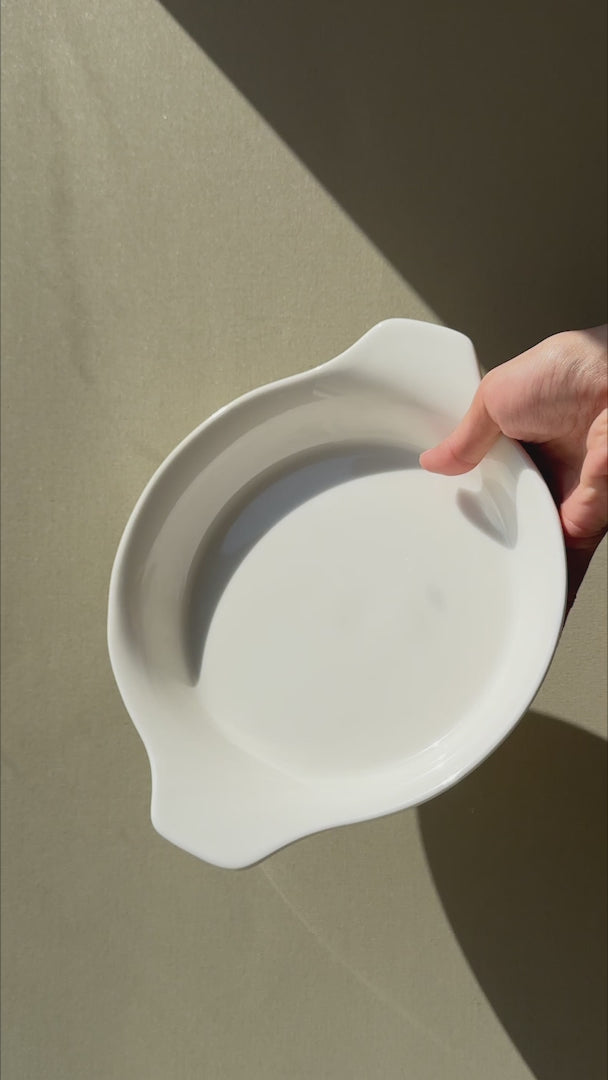 Plato hondo con asa de porcelana vitrificada Optiva 20 cm — video de producto