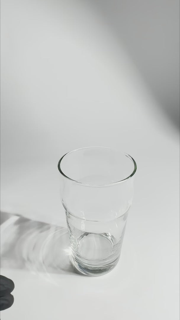 Cargar vídeo: video detalles vasos de vidrio maha