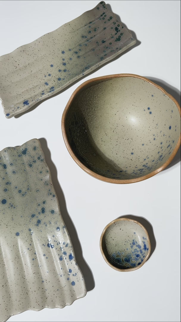 Cargar vídeo: video detalles platos porcelana maha