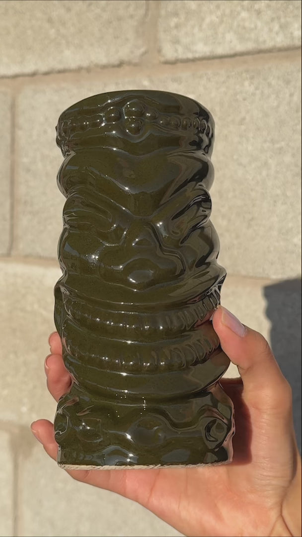 Cargar vídeo: video detalles vaso de ceramica maha