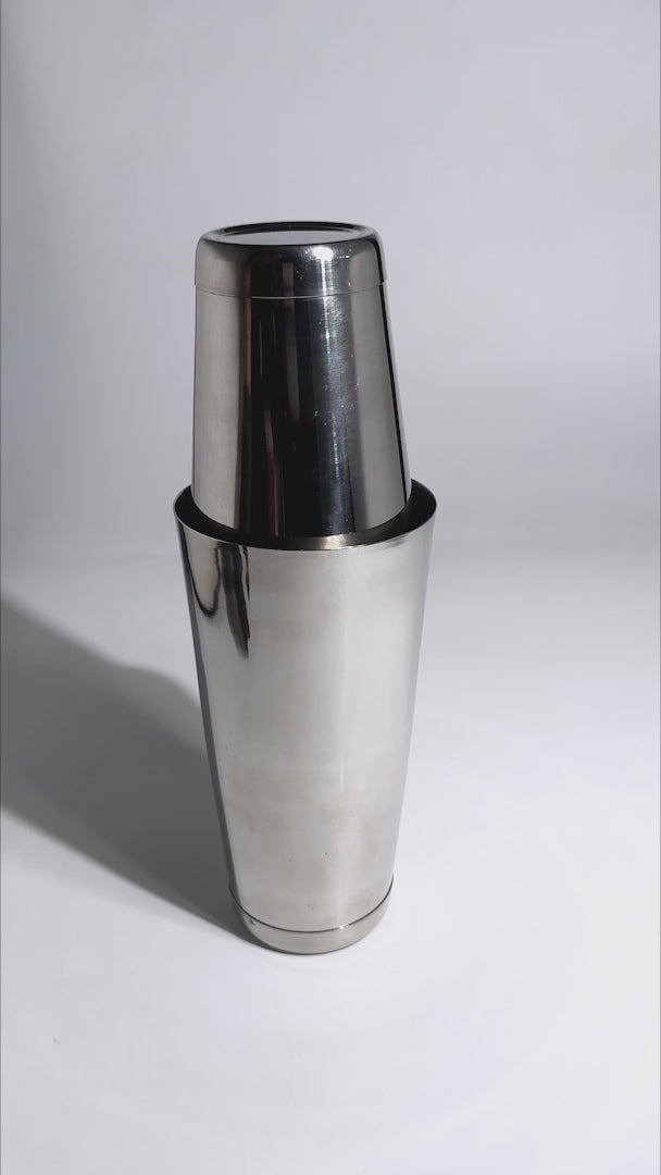Coctelera boston de acero inoxidable plata 800 ml — video de producto