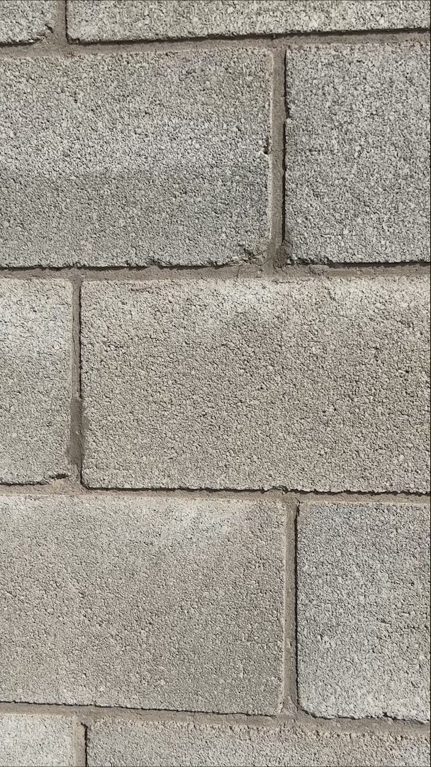 Cargar vídeo: Frasco de vidrio estriado con tapa hermética para vela 300 y 650 ml — video de producto