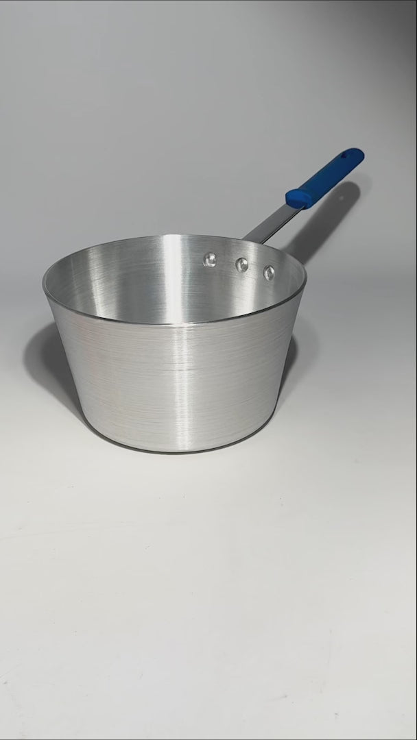 Cargar vídeo: video detalles cazo de aluminio maha