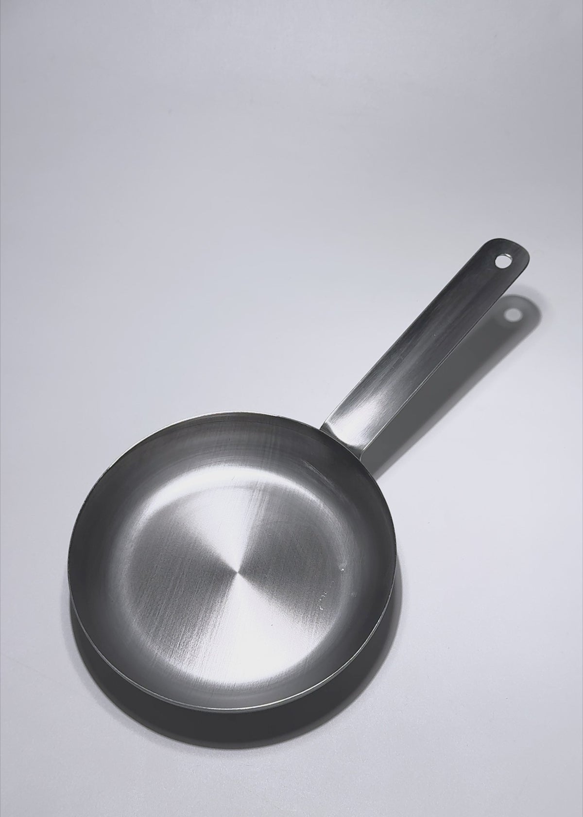 Cargar vídeo: Sartén de acero inoxidable plata 430 calibre Ø 17 cm, 7"