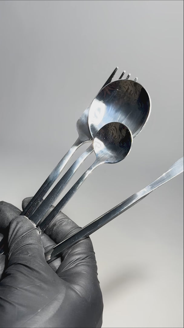 Cubiertos de mesa de acero inoxidable plata Santiorini — video de producto