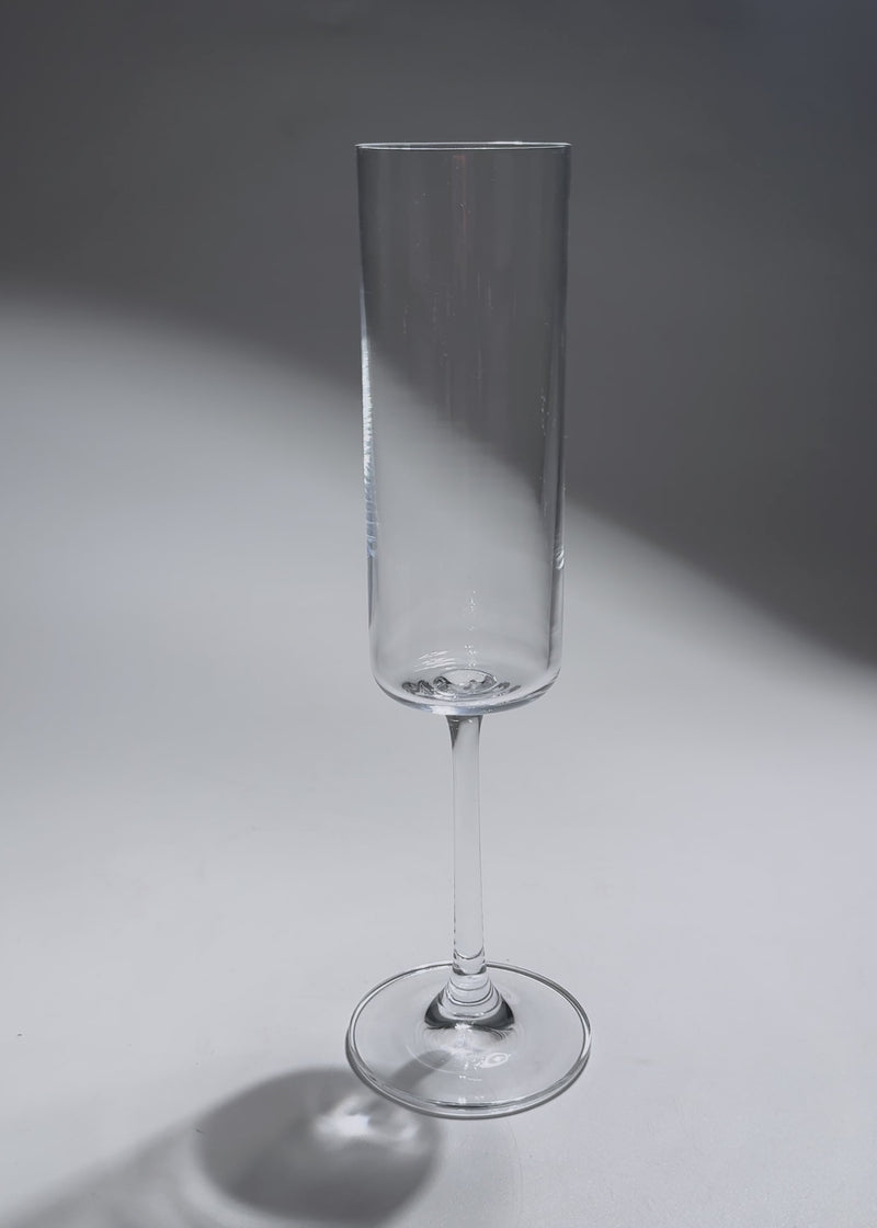 Video de Copa flauta de vidrio transparente Opera 190 ml para restaurantes, hoteles, bares, banquetes, catering y eventos