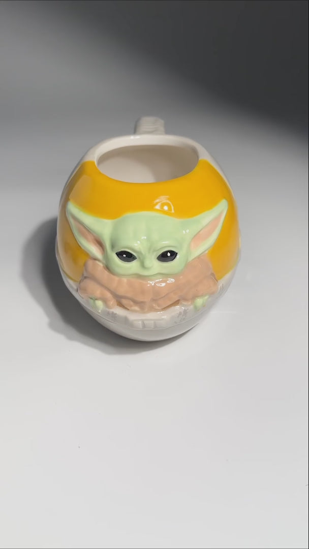 Cargar vídeo: video detalles taza 3d maha