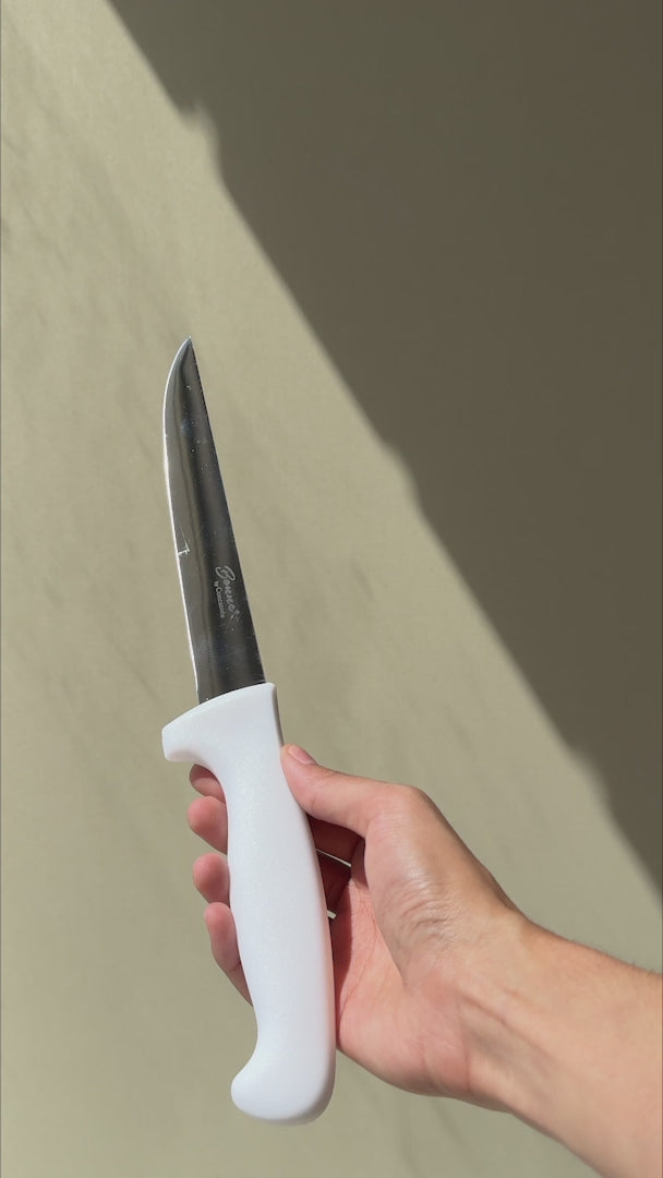 Cargar vídeo: video detalles cuchillo para chef maha