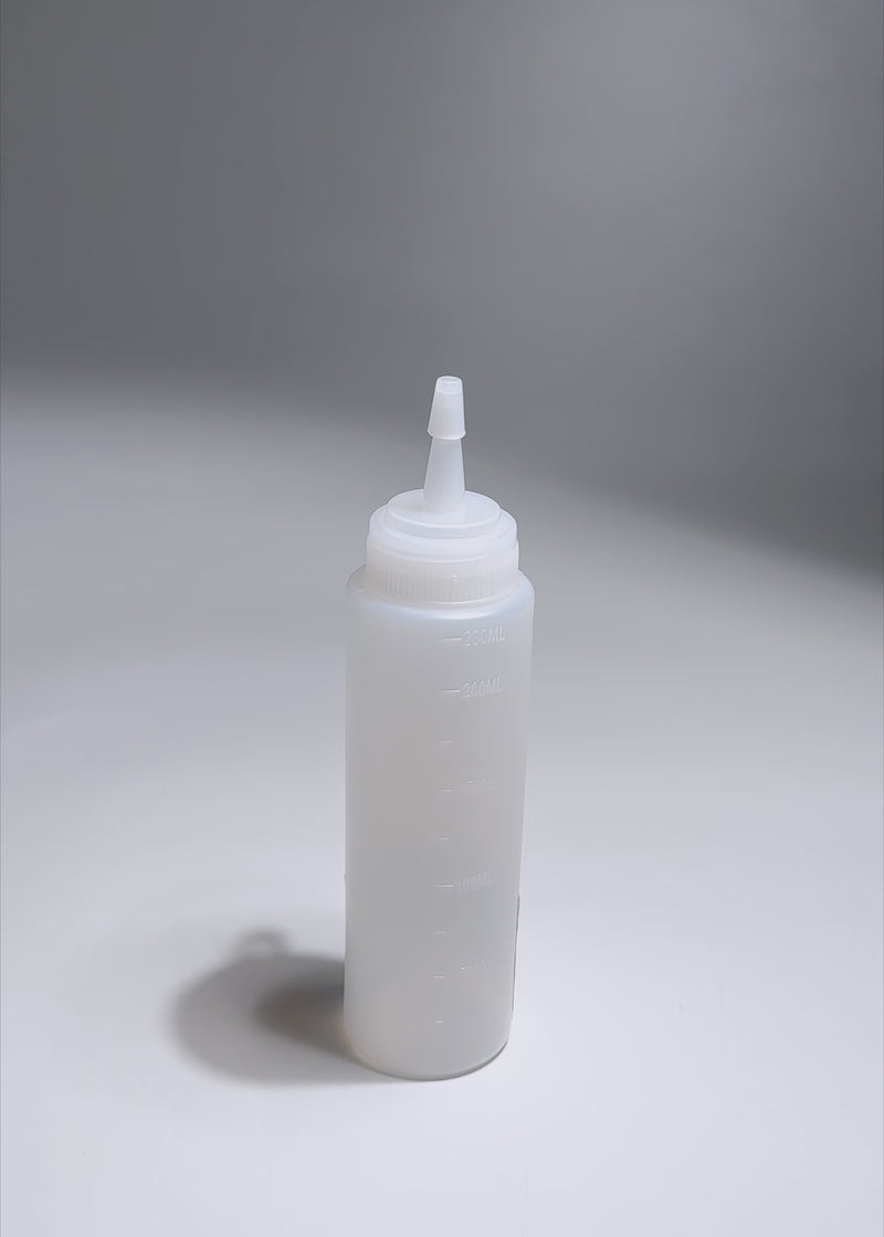 Botella dispensadora de plástico transparente 8 oz