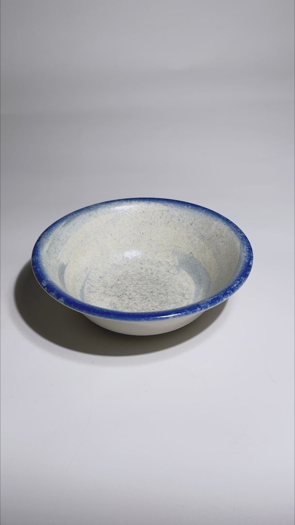 Cargar vídeo: Video del plato hondo de porcelana Harena Ø 16 cm 400 ml