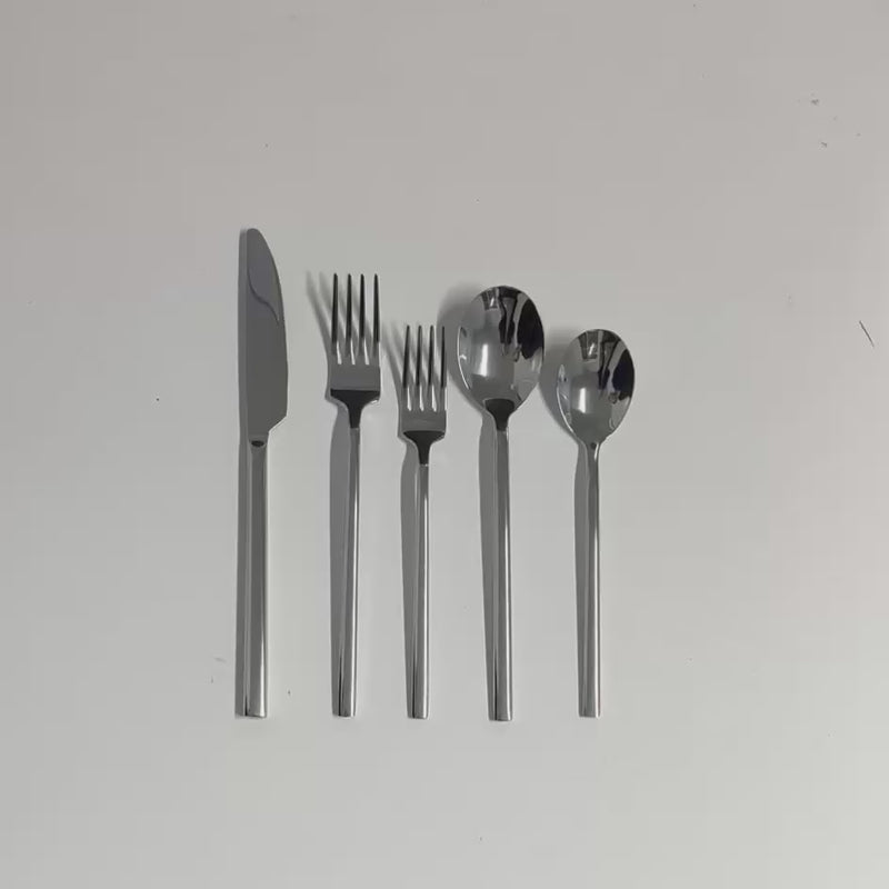 Cubiertos de acero inoxidable 18/10 plata Capri — video de producto