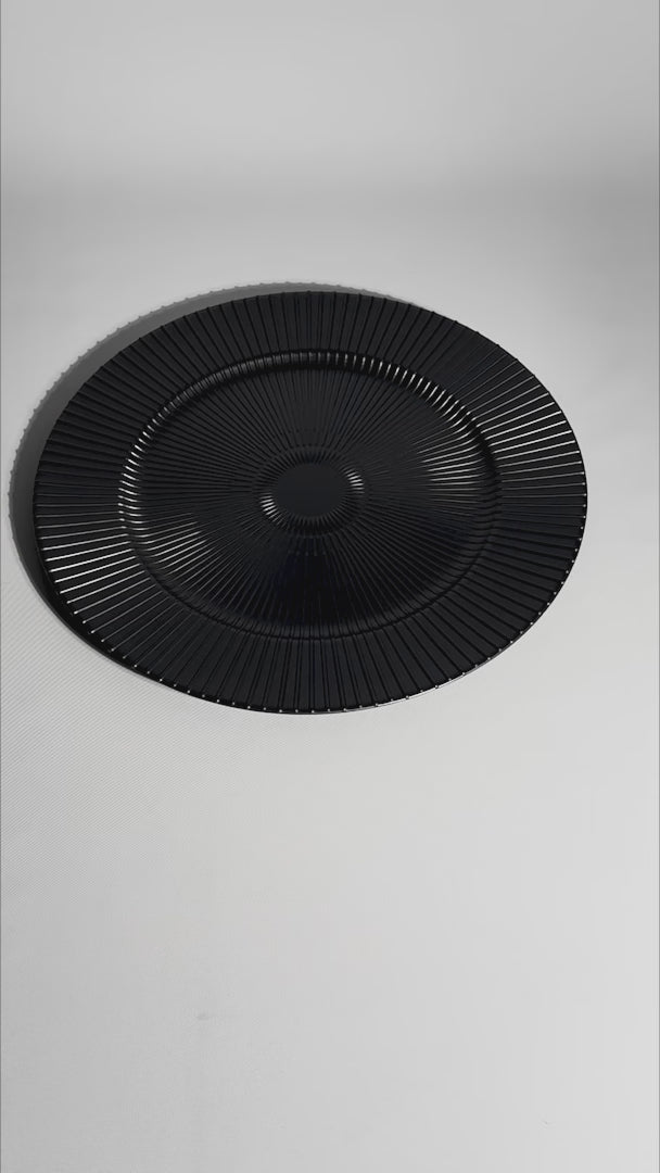video detalles  bajo plato negro maha