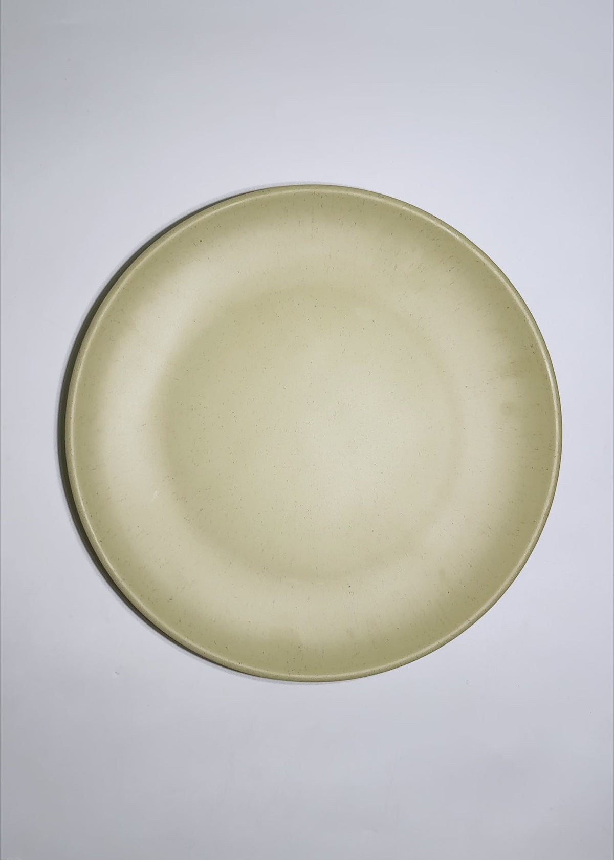 Cargar vídeo: Plato trinche de melamina arena mate de 30.5 cm