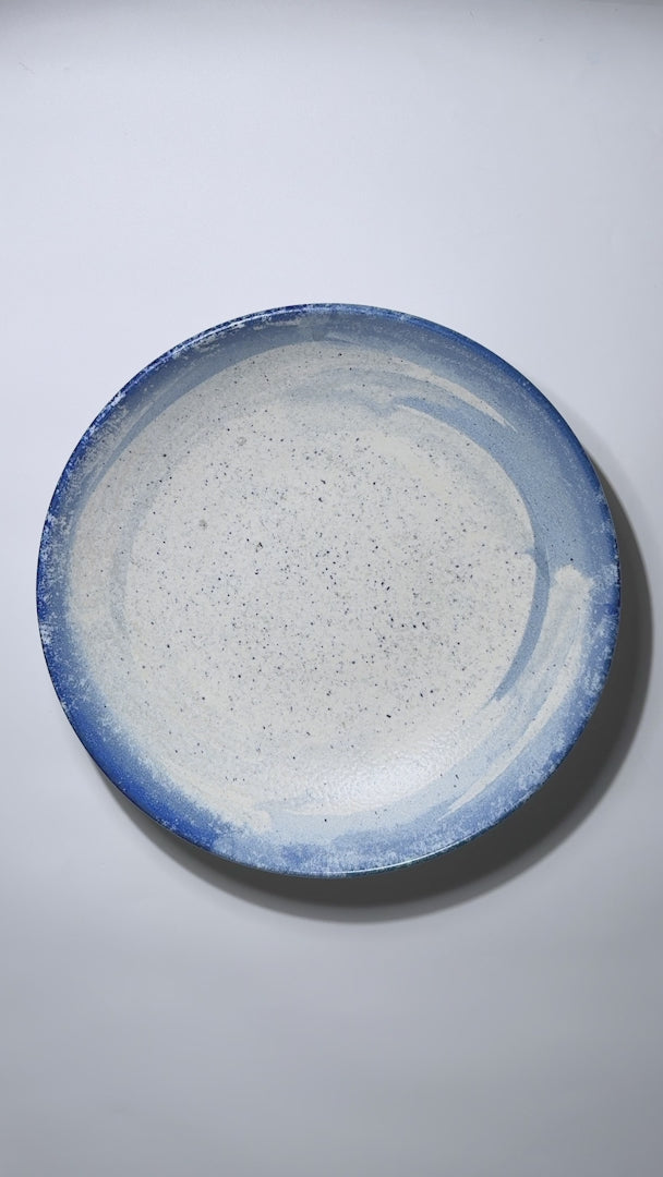 Cargar vídeo: Video del tazón de porcelana Harena Bloom Ø 28 cm de 1.7 L