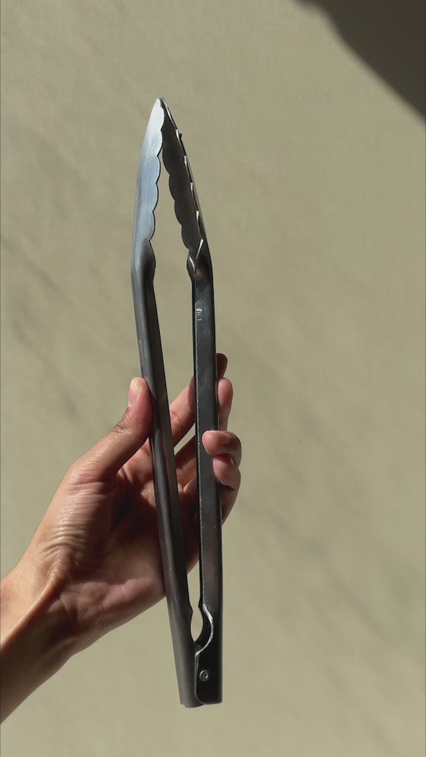 video detalles pinzas para pan maha