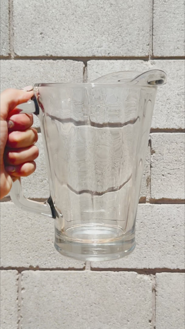 Cargar vídeo: Jarra de vidrio transparente México 1.78 L — video de producto