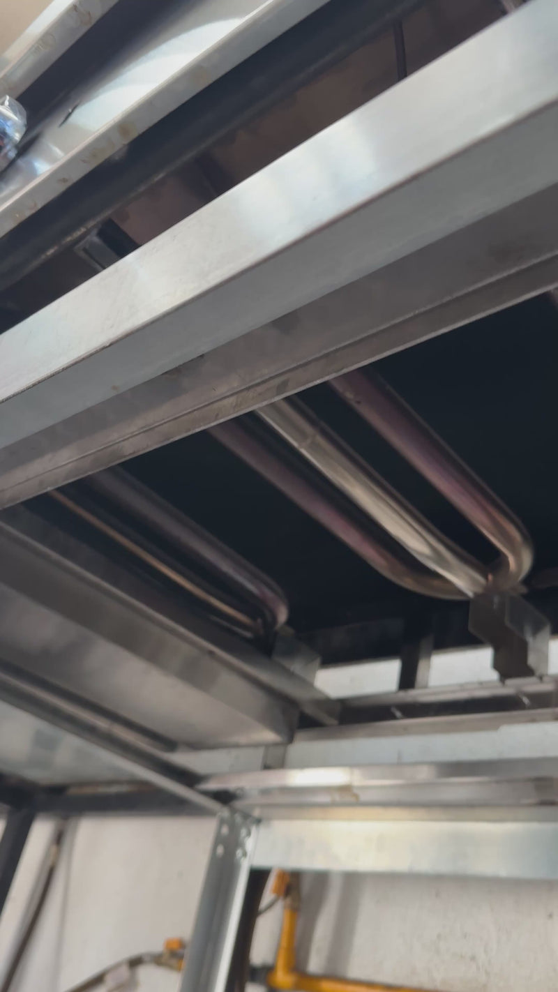 Plancha de acero inoxidable NSF de gas 36", 3 quemadores 69,000 BTU, con placa de acero rolado en frío. Premium (Base por separado) — video de producto