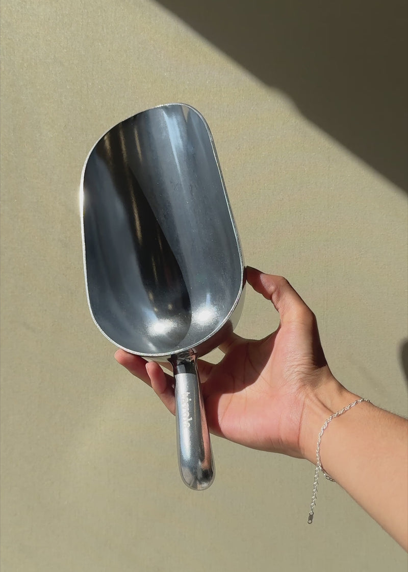 Cucharon pala dosificadora de aluminio plata 1.1 L