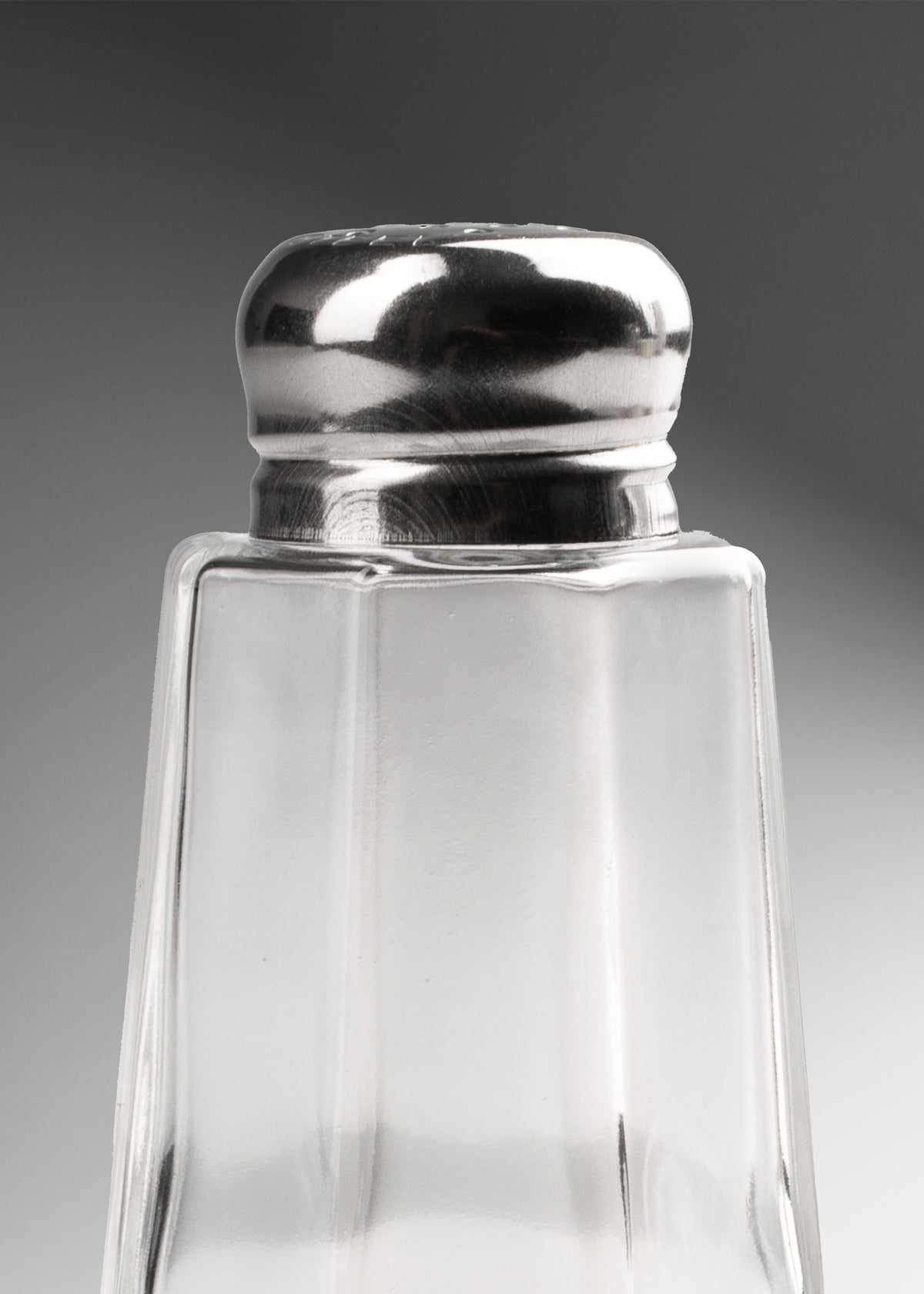 Salero de vidrio con tapa plana redonda Salt Cup 2 oz — imagen de producto