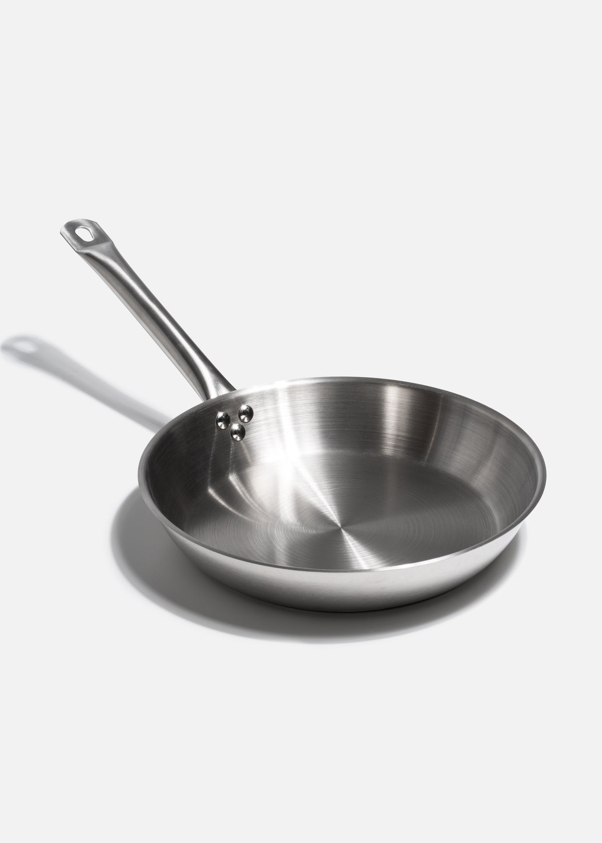 Sartén de acero inoxidable quirúrgico plata para cocción y preparación de alimentos Silver Chef. Alto 5.8 cm (2"), Ø 30 cm (12"), capacidad 3.25 L (110 oz) — imagen de producto