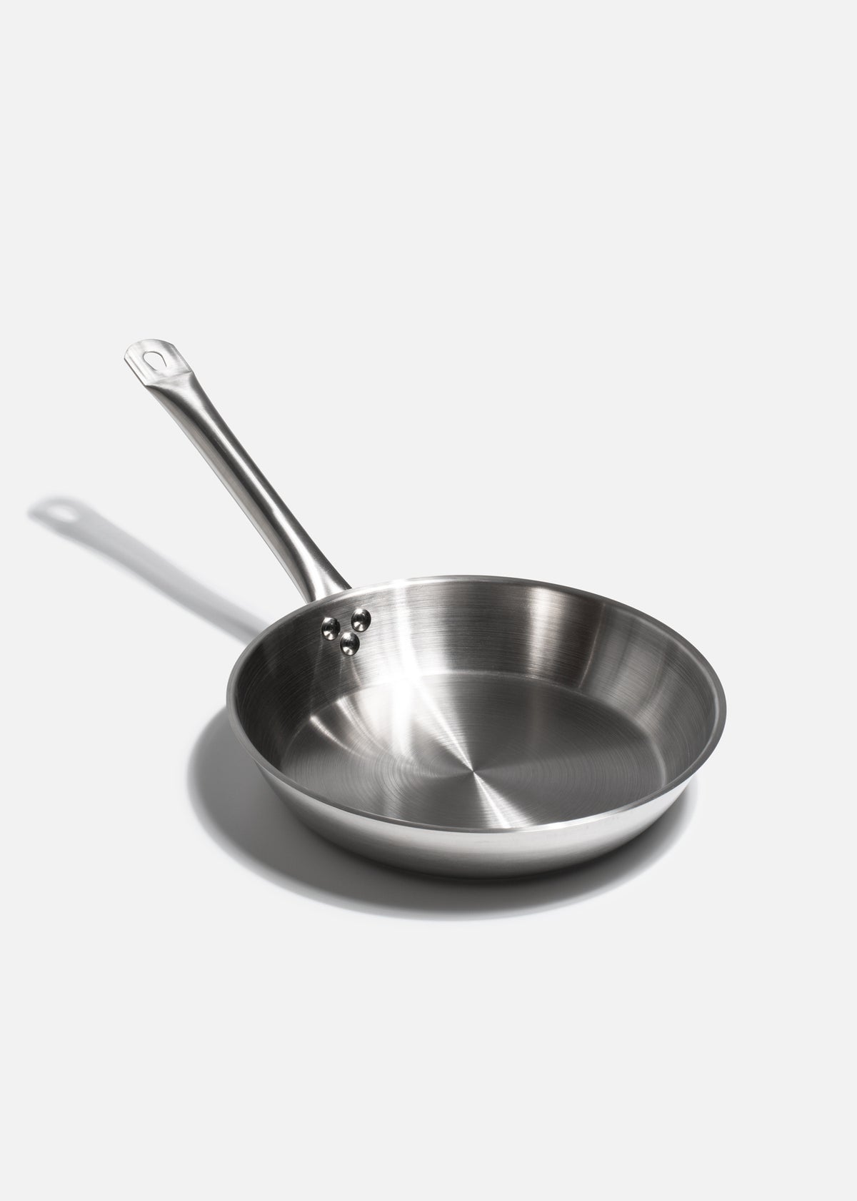 Sartén de acero inoxidable quirúrgico plata para cocción y preparación de alimentos Silver Chef. Alto 5.8 cm (2"), Ø 28 cm (11"), capacidad 2.75 L (93 oz) — imagen de producto