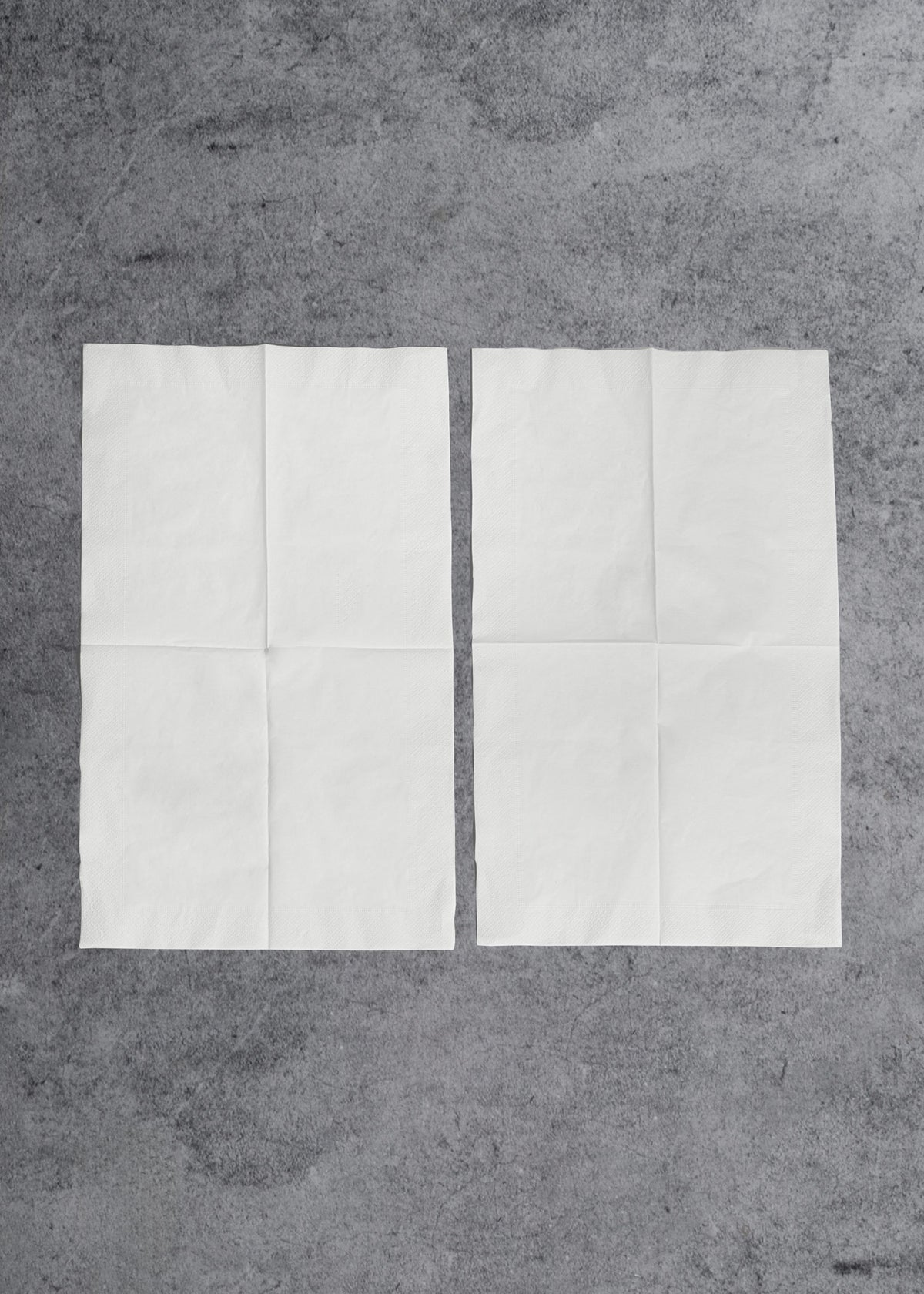 Servilleta desechable blanca doble de lujo personalizada 1 o 2 tintas 42x25 cm — imagen de producto