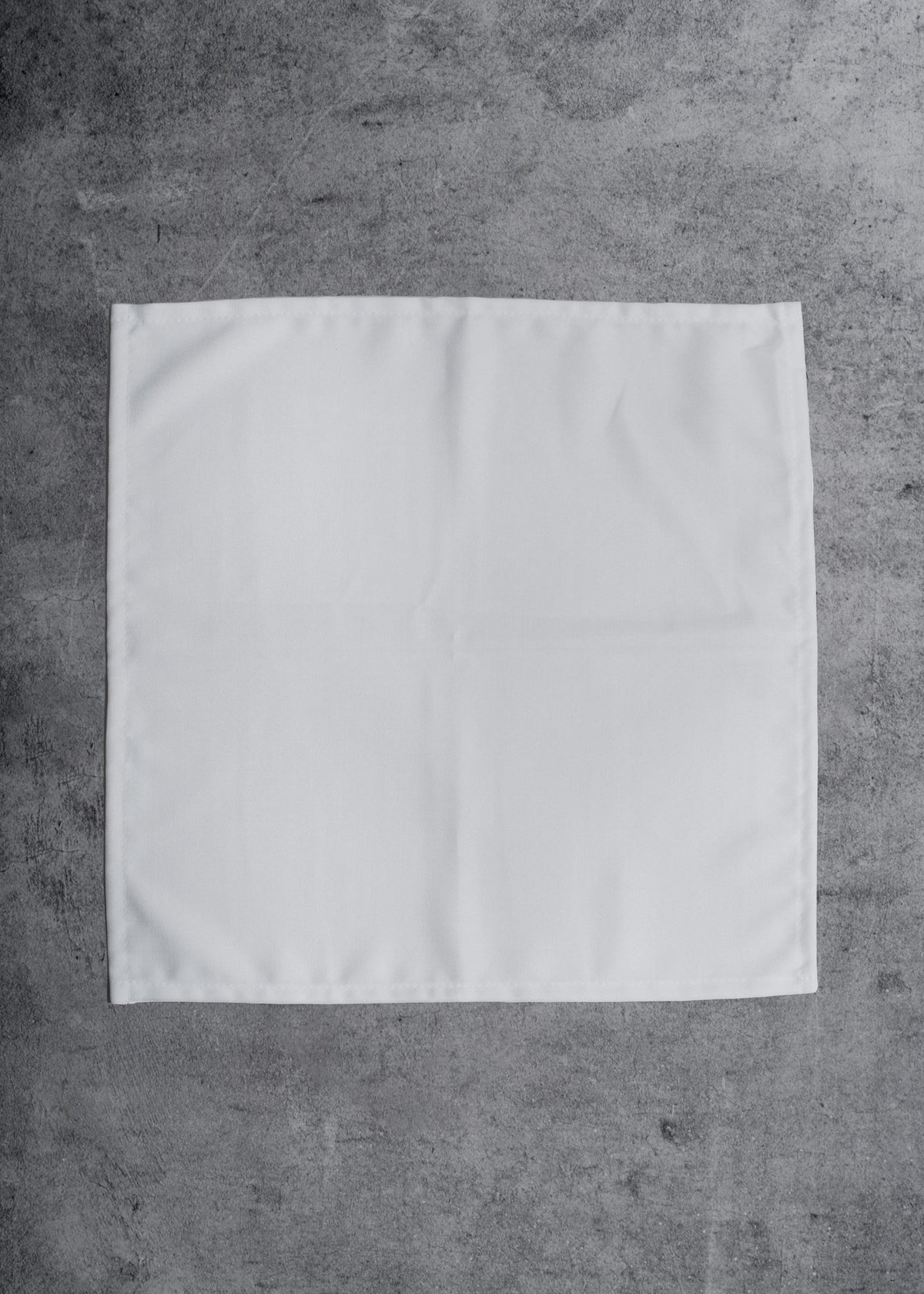 Servilleta de tela (100% poliéster) con bastilla blanco Venecia 45x45 — imagen de producto