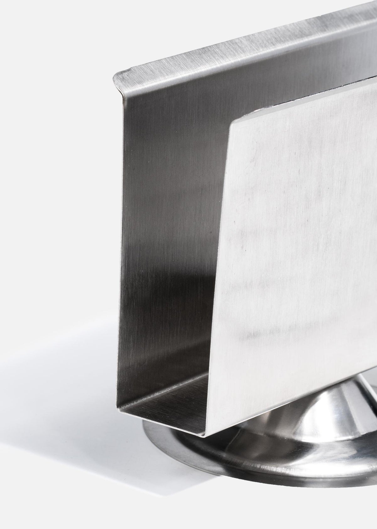 Servilletero de acero inoxidable con base plata Napkin — imagen de producto, vista 5