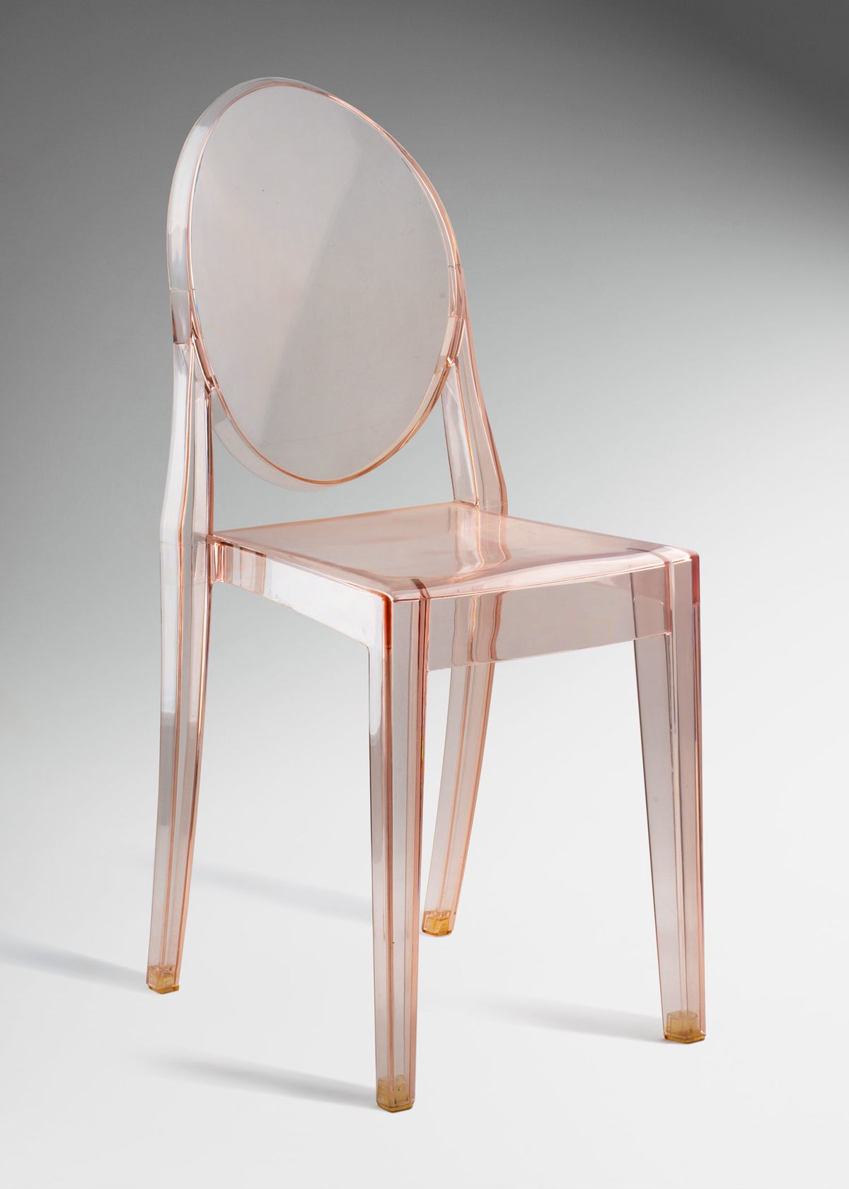 Silla de policarbonato premium rosa moderna y elegante. Alto 90 cm, largo 45.5 cm, ancho 38.5 cm — imagen de producto